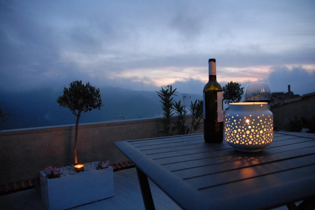 Luna - Aragon Home Holiday Montalbano Elicona Exterior foto
